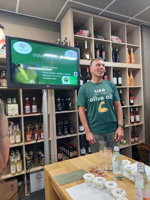 4e0ba11c-ae5e-4178-8e1f-905feb4be932 4e0ba11c-ae5e-4178-8e1f-905feb4be932